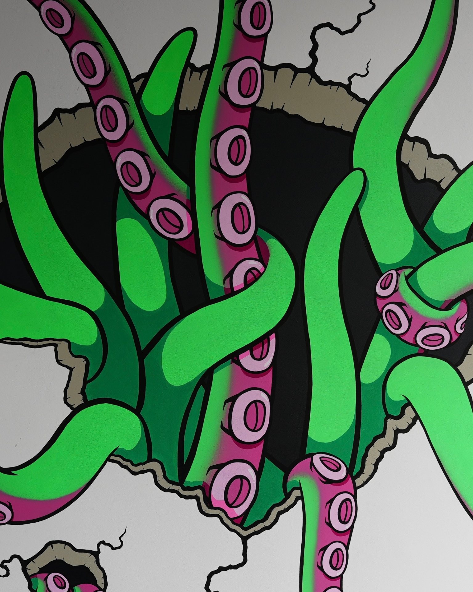 Tenta Breaks the Wall — Waran's Fine Art — 2